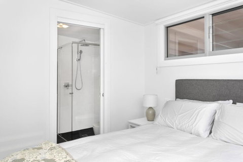 Pa's Beach House - Apartment 1 - Lismore Accommodation 2