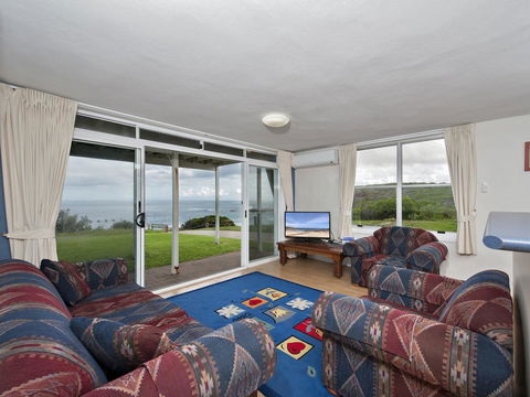 Pacific Street, 28, Ocean Retreat - Lismore Accommodation 2