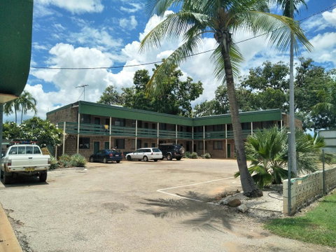 Palm Court Backpackers - Lismore Accommodation 0