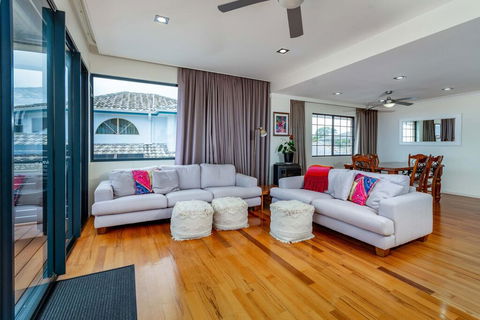 Panoramic Views From Private Roof Top Deck - Lismore Accommodation 3
