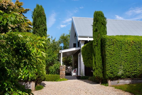 Park Avenue - Formerly Topham House - Lismore Accommodation 1