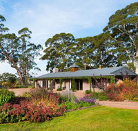 Paul Bangay The Farmhouse - Lismore Accommodation