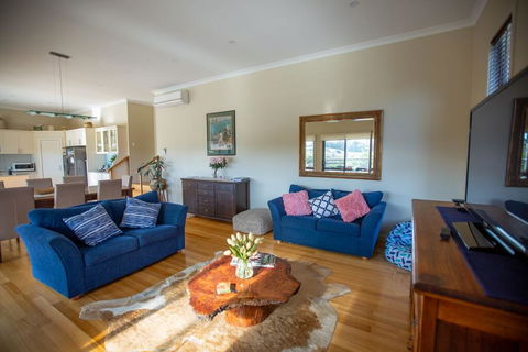 Paula's Place 8 Ti Tree Close Robe - Lismore Accommodation 0