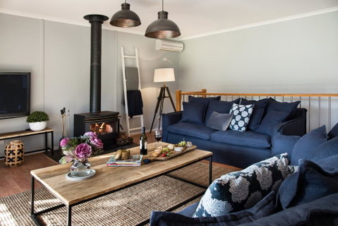 Phoenix - Lismore Accommodation 2