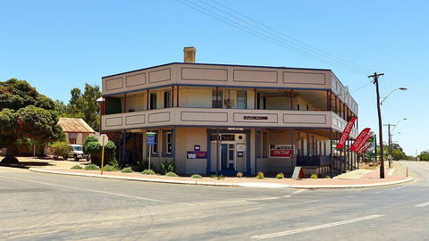 Pingelly Hotel - Lismore Accommodation 0