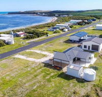 Plovers Rest at Cape Douglas - Lismore Accommodation