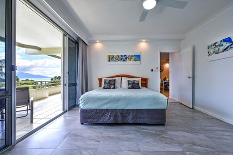 POINCIANA 101 HAMILTON ISLAND CENTRALLY LOCATED 3 BEDROOM, Plus BUGGY!! - Lismore Accommodation 0