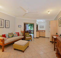 Poolside  Hibiscus - Lismore Accommodation