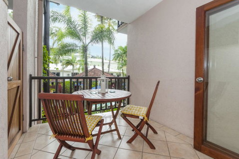 Poolside Studio - Lismore Accommodation 1