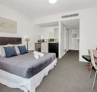 Privately owned Hotel Room by Cairns Marina 222 - Lismore Accommodation