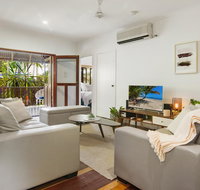 Queenslander at 4 Mile Beach Port Douglas - Lismore Accommodation