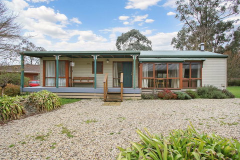 R & R In Bright - Short Walk To Town - Lismore Accommodation 2