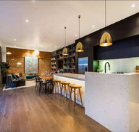 Readyset Glashouse Melbourne - Lismore Accommodation