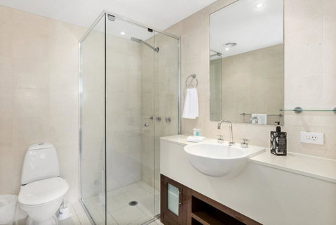 RESORT OCEAN FRONT SUITE 2222 - Lismore Accommodation 2