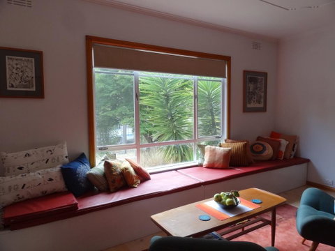 Retro Retreat - Lismore Accommodation 1