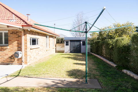 Roselawn Entertainer Large & Luxurious, Sleeps 12 - Lismore Accommodation 2