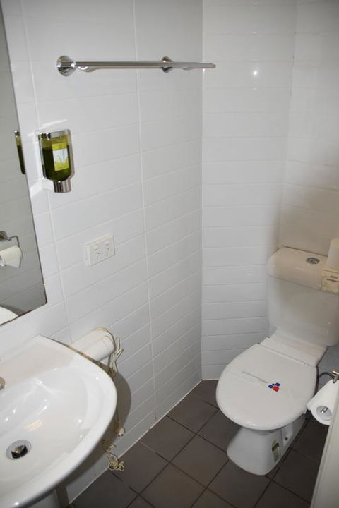 Royal Hotel Motel Gympie - Lismore Accommodation 3