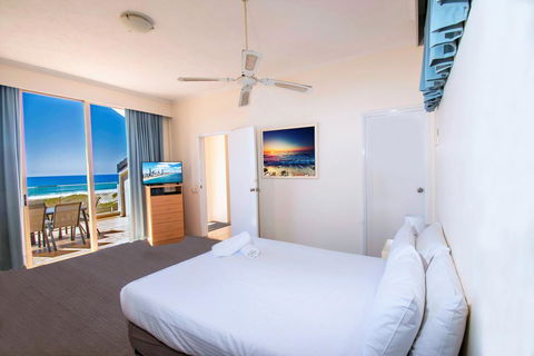 Sandcastles On Currumbin Beach - Lismore Accommodation 2