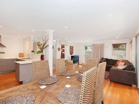 Sea Drift - Lismore Accommodation 2