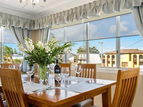 Sea Gem - Air Conditioned And Fireplace - Lismore Accommodation 3