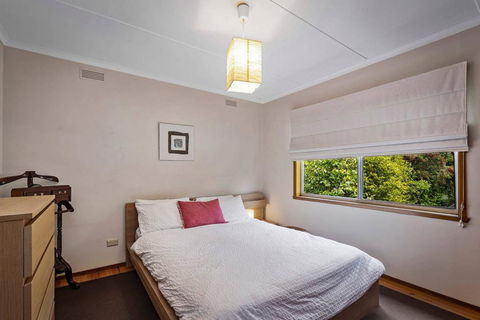 SEA URCHIN - Beautiful Skenes Creek Home - Lismore Accommodation 1