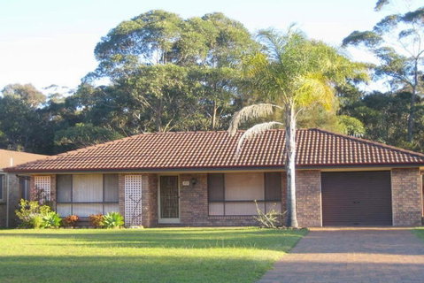 SEASCAPE In NARRAWALLEE - Lismore Accommodation 0