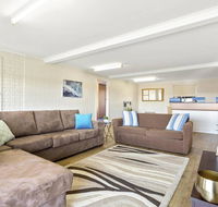 SEASIDE SERENITY 2 - L'Abode Accommodation - Lismore Accommodation