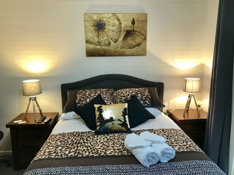 Short Stays Gippsland (Newborough) - Lismore Accommodation 0