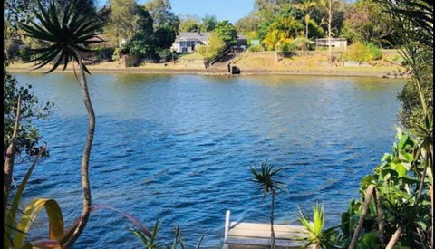 Spacious 2 Bedroom Beach Side Apartment - Close To Shopping Centre With Coles, Health Food Shop, Sushi, Pizza, Cafes, Hairdresse - Lismore Accommodation 0