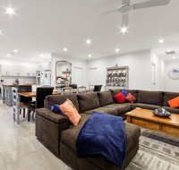 StayCentral - Rosanna Luxurious Mansion - Lismore Accommodation