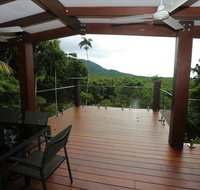 Stonewood Views - Lismore Accommodation
