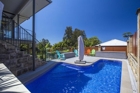 Studio Cabana On Golf In Mollymook - Lismore Accommodation 1