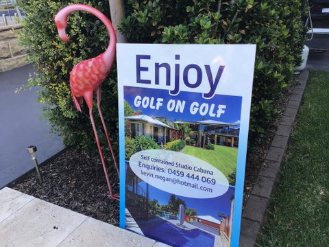Studio Cabana On Golf In Mollymook - Lismore Accommodation 2