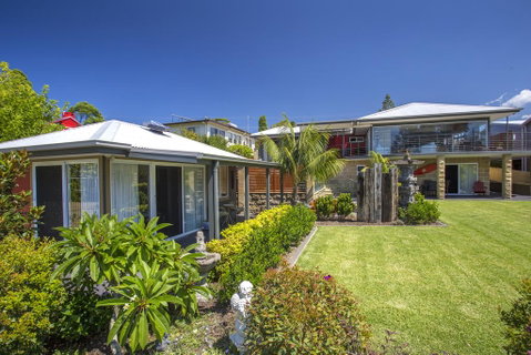 Studio Cabana On Golf In Mollymook - Lismore Accommodation 0