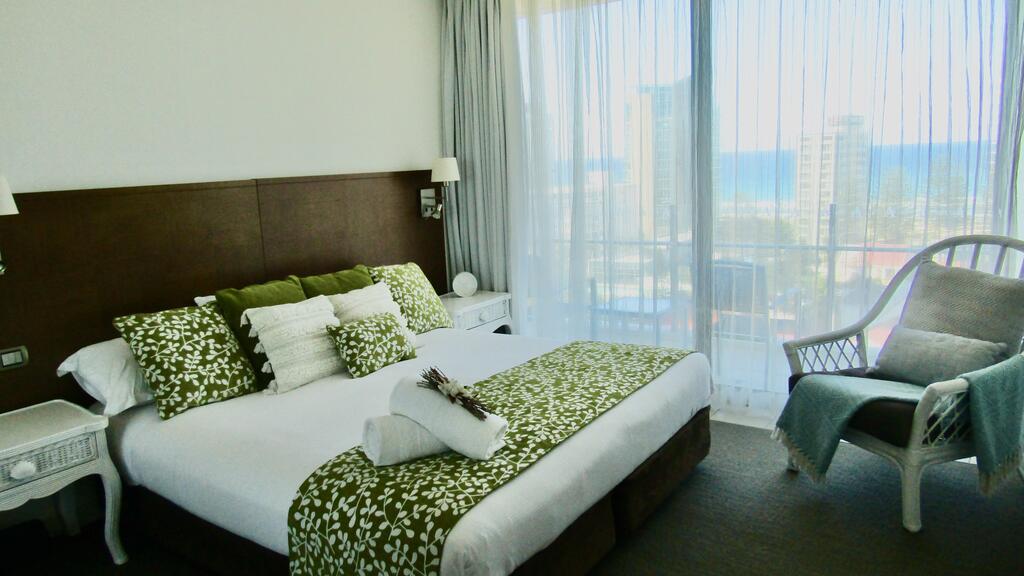 Surfers Paradise QLD Lismore Accommodation
