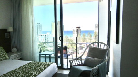 Stunning Surfers Paradise Apartment - Lismore Accommodation 1
