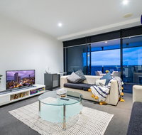 Stunning Views - Hotel Stay On Cavill - Level 24 - Lismore Accommodation