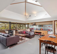 Summer House - Lismore Accommodation