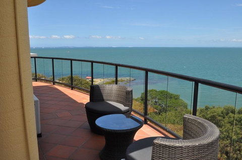 Sunset Sails Redcliffe - Lismore Accommodation 1