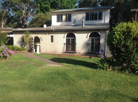 Surfer's Rest In Berrara - Lismore Accommodation 0