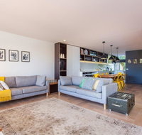 surfside6  james cook - Clarkes Beach - Lismore Accommodation