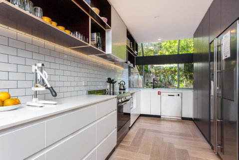 Surfside6 @ James Cook - Clarkes Beach - Lismore Accommodation 3