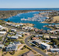 Tanjil - A stroll from the water in Paynesville - Lismore Accommodation