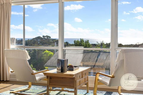 TASSIE SEASIDE SERENITY - L'Abode Accommodation - Lismore Accommodation 2
