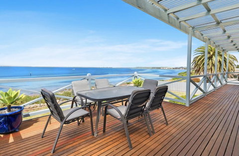 The Beach House - Point Turton - Lismore Accommodation 1