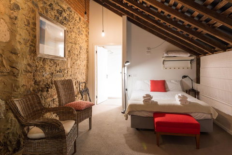 Ratho Farm - Lismore Accommodation 7