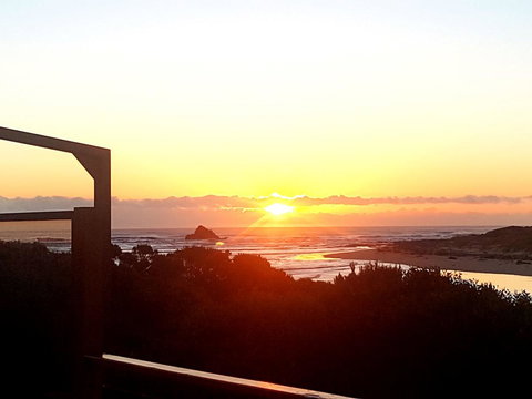 Ocean View Cottage - Lismore Accommodation 9