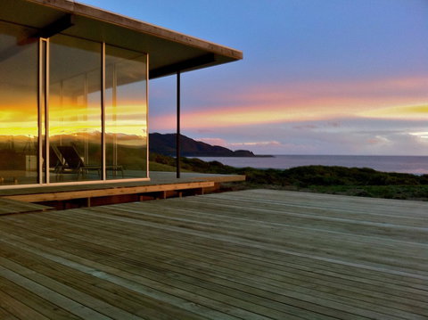 Cloudy Bay Beach House - Lismore Accommodation 7