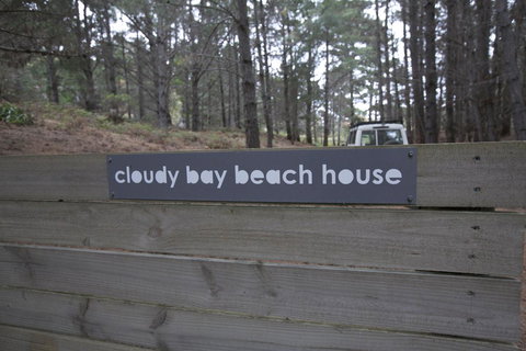 Cloudy Bay Beach House - Lismore Accommodation 4