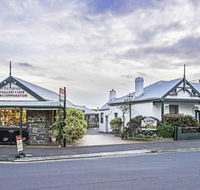 Touchwood Cottages - Lismore Accommodation